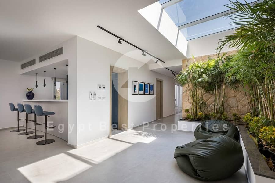 Ready To Move Fisrt Sea Row Twin House Villa With Full Open View | Fully Finished With Low Down Payment Over 6 Years Plan At Ras El-Hekma - Więcej