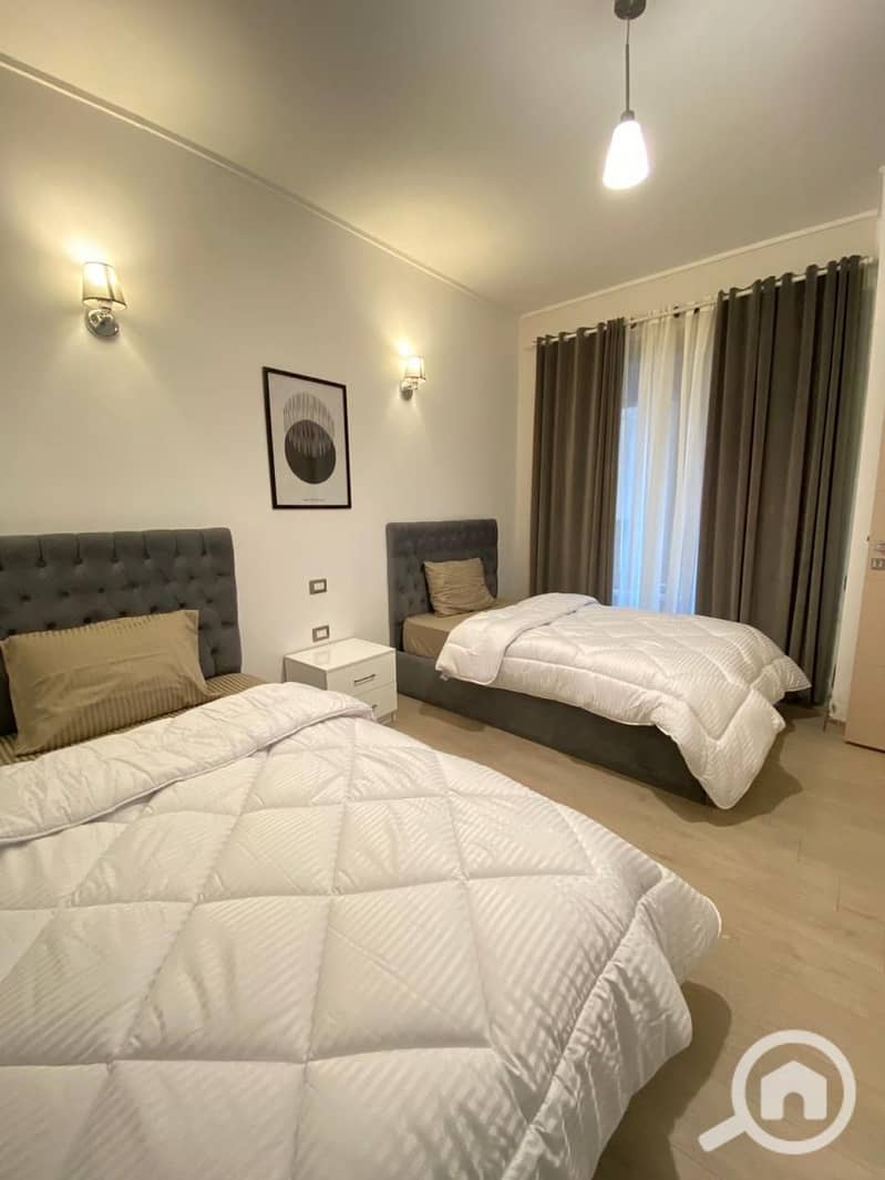 Duplex for rent, furnished, ultra-modern, Village Gate, Palm Hills, New Cairo - Widok 5