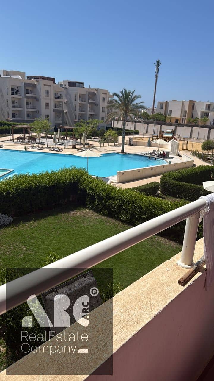 Chalet for rent in Amwaj, North Coast - a great deal 2 bedrooms, 2 bathrooms Direct pool view – pohled 3