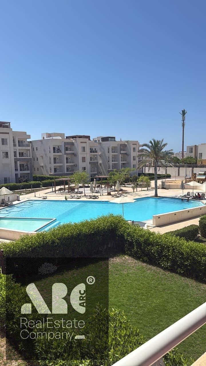 Chalet for rent in Amwaj, North Coast - a great deal 2 bedrooms, 2 bathrooms Direct pool view – pohled 4