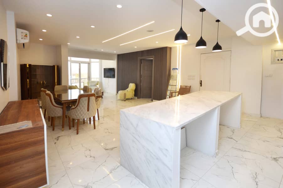 A distinctive apartment for sale in a strategic location – Ultra Super Lux finishing – A great deal! - Görünüm 4