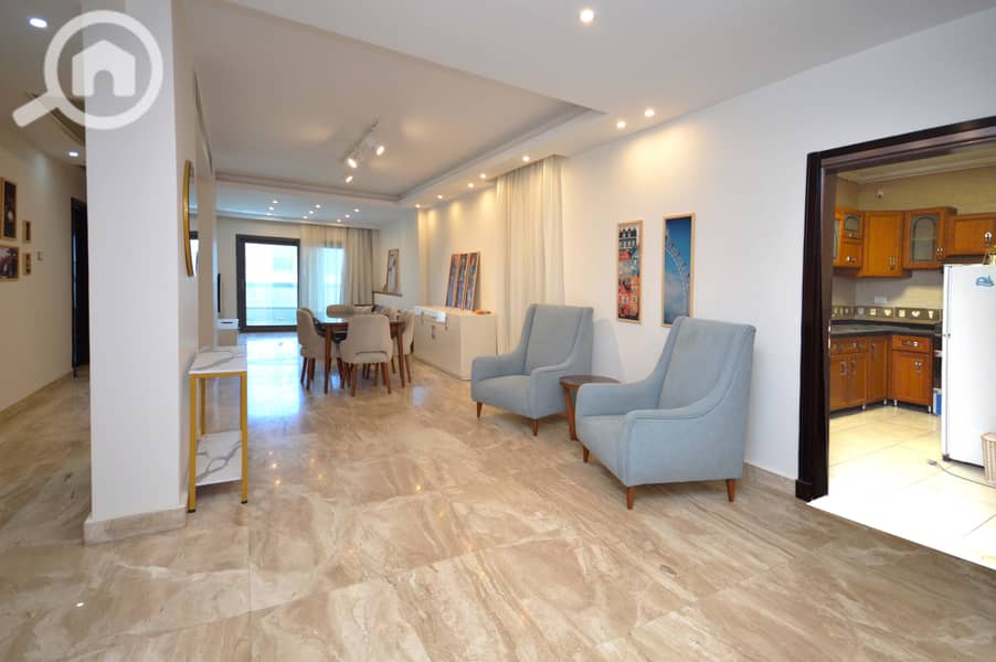 A distinctive apartment in a strategic location – Super Lux finishing – A great deal! - Ansicht 3