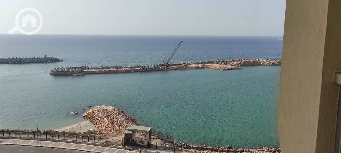 Furnished apartment for annual rent in Al-Saraya, direct sea view - Ansicht 2