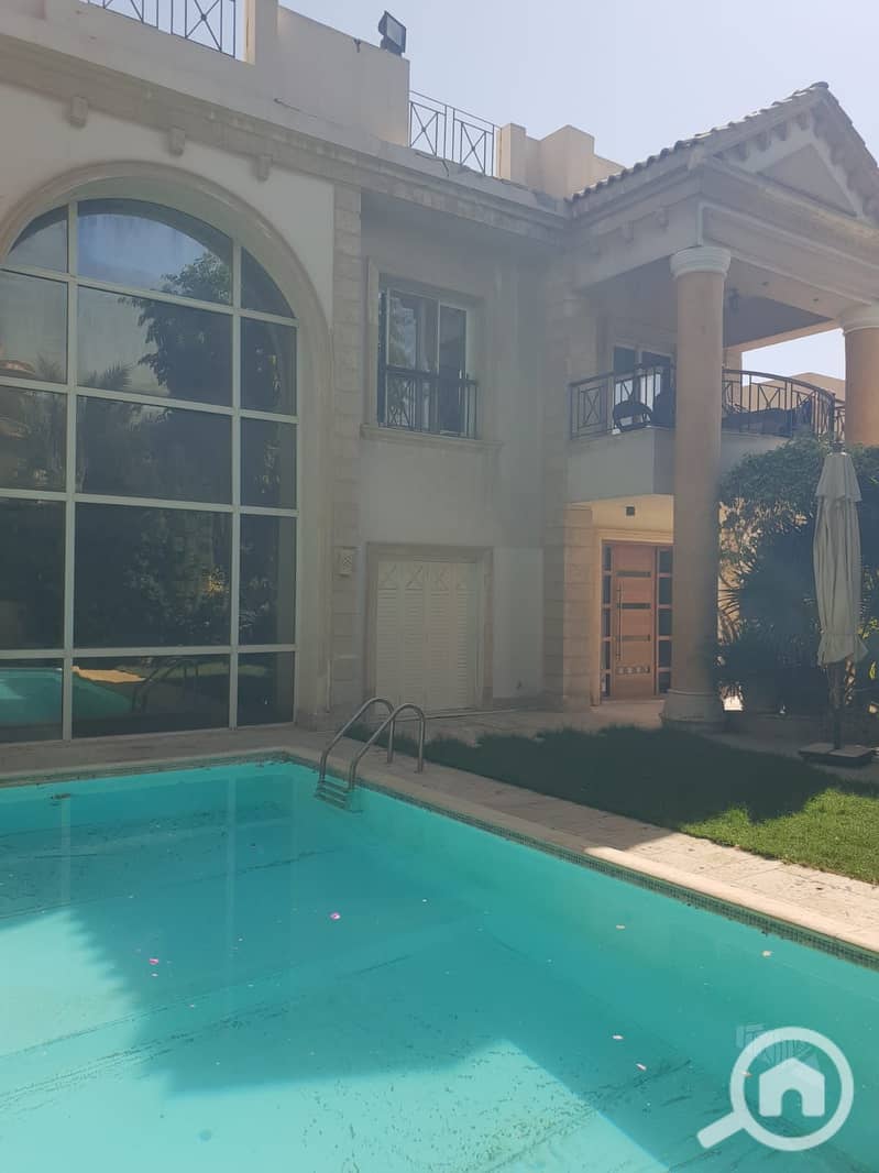 *Villa in West Golf for sale, 670m², basement + ground floor duplex + independent first floor + permit for an additional floor, finished to an extra s - Vista 3