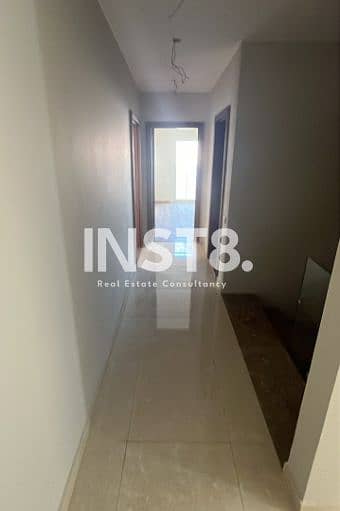Luxury Penthouse for Rent Finishing with Kitchen ,ACs in Regents Park - Widok 5