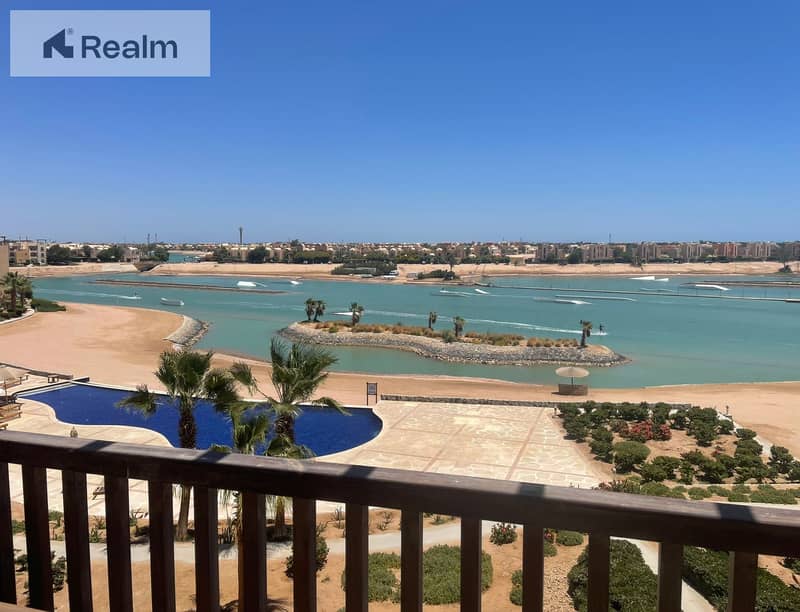 Panoramic lagoon view apartment with roof - Widok 2