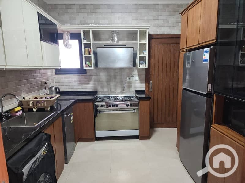 5-star twin house for rent in Gaya Ras Al Hekm Sea View - Mehr