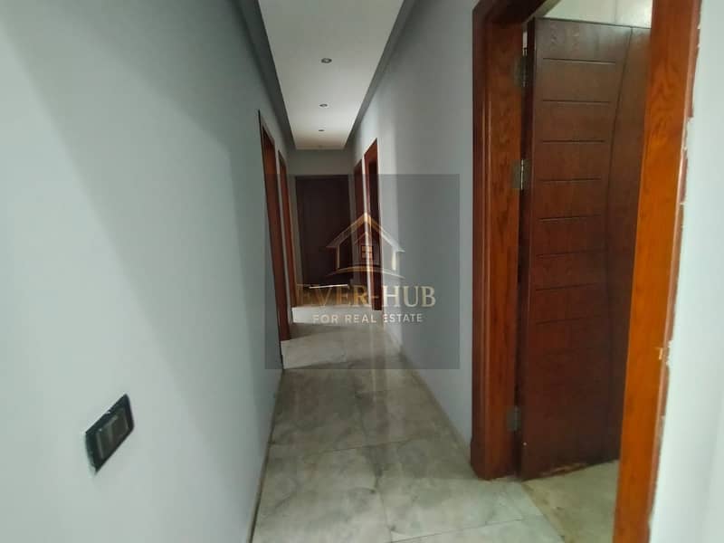13 8a9e6c92-fea6-499b-a92b-34cfb2a78376. jpg