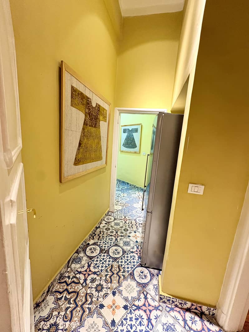 High Ceiling Apartment For Rent In Garden City - Więcej