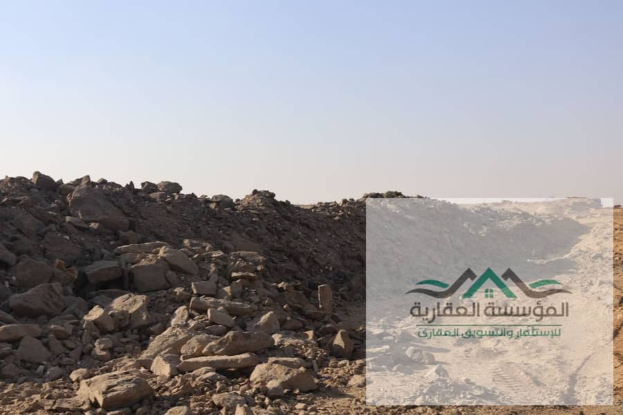 Land for sale 2.5 feddans - Basin 17 - On the main - Corner - Green Belt - Middle Road - Regulated - Has a ministerial decree. - Widok 2