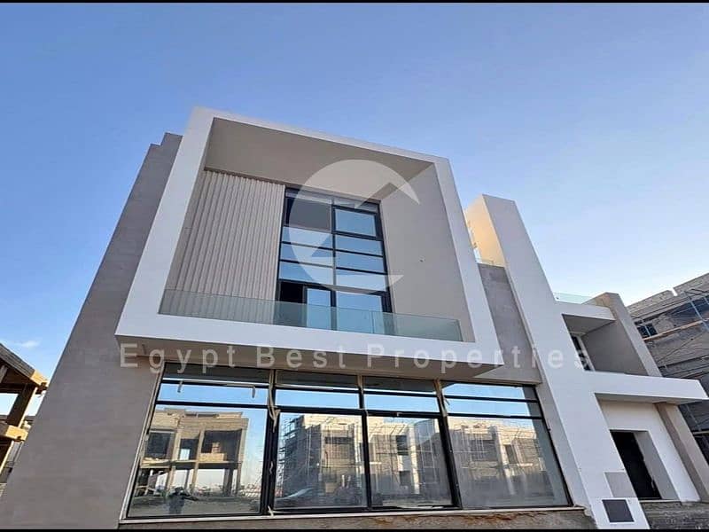 Twin Villa Resale Installments under Market Price for sale in Saada New Cairo Suez Road - Widok 3