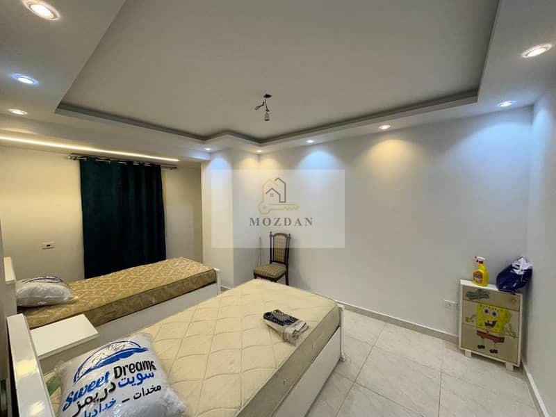 Ultra Super Lux apartment for rent furnished with hotel-quality finishing at the highest level with an open view in the Tenth District in front of Carrefour Zahra Maadi - Ansicht 6