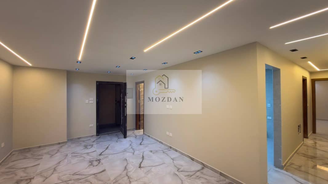 Ultra Super Lux apartment for rent with hotel finishing at the highest level, open view, Al-Shatr Al-Thamin in front of Carrefour Zahraa Al-Maadi - Ansicht 5