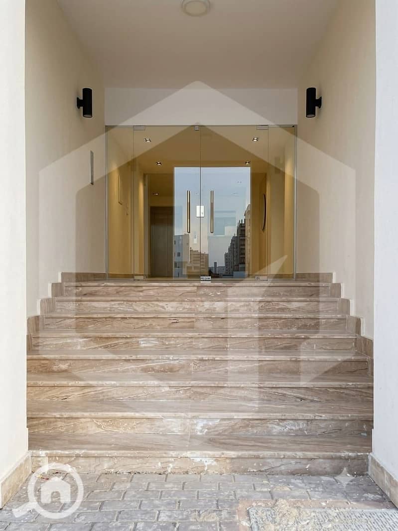 3 Bliss Gate 3. jpg