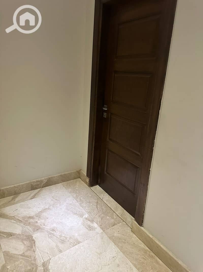 6 1000268748. jpg