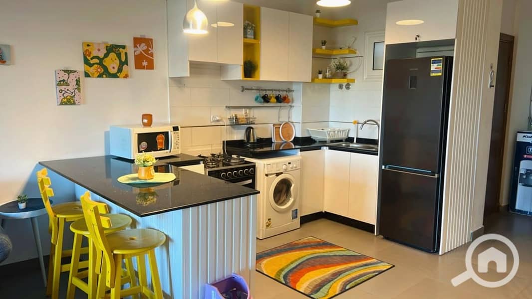 Under Market Price Furnished Chalet 120m with Garden with Kitchen and ACs for Rent in Amwaj North Coast – pohled 5