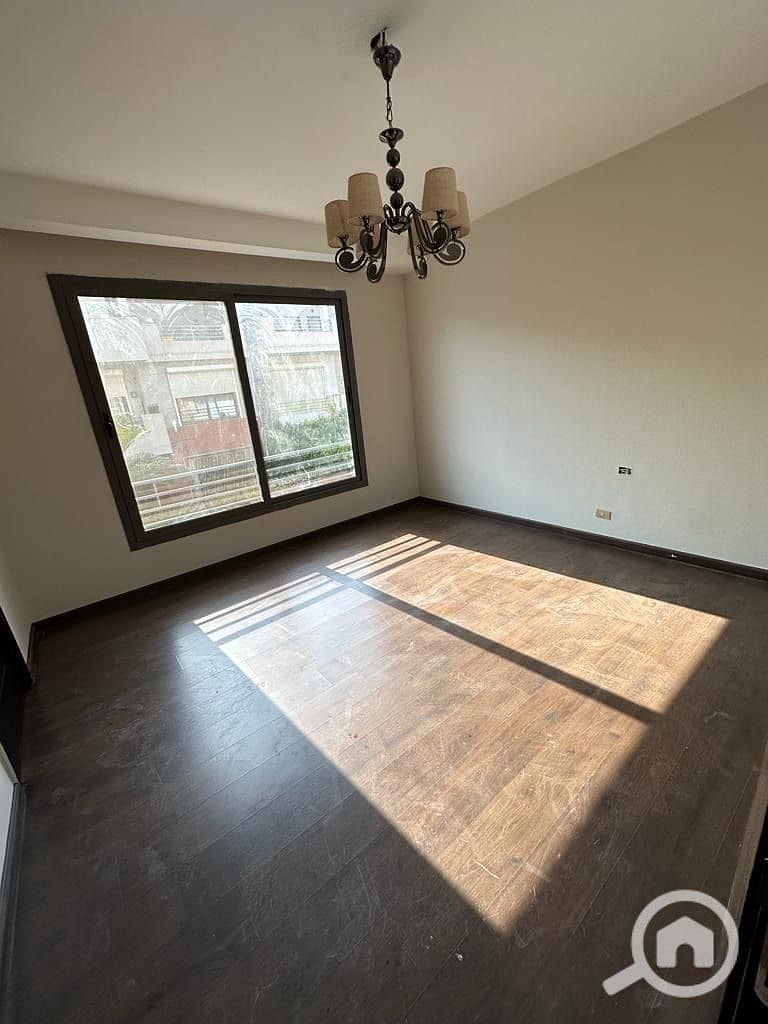 For rent, a villa in Al Reem Residence compound with kitchen and air conditioning. - Więcej