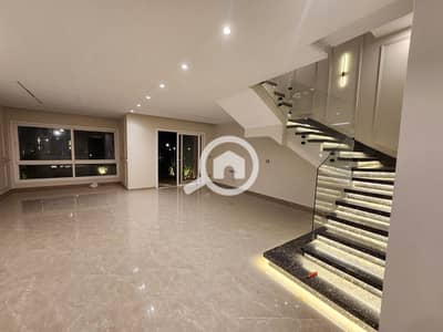 3 Bedroom Villa for Rent in 6th of October, Giza - 42d69a5a-09c3-462a-a0fa-43022c21e3ad. jpg 3 Bedroom Villa for Rent in 6th of October, Giza - 42d69a5a-09c3-462a-a0fa-43022c21e3ad. jpg