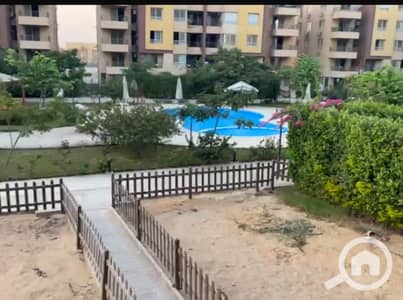 4 Bedroom Duplex for Sale in 6th of October, Giza - IMG_1044. jpeg