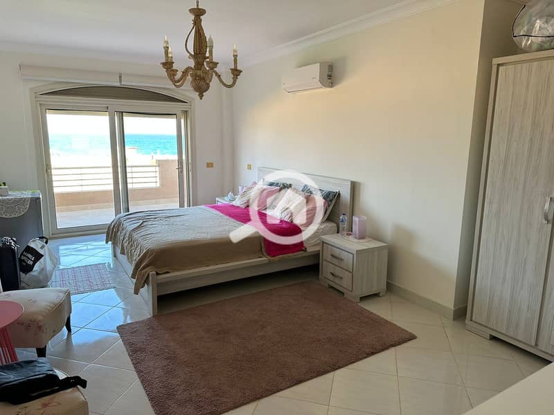 North Coast Hills villa in the first row, 6 rooms in a prime location – pohled 6