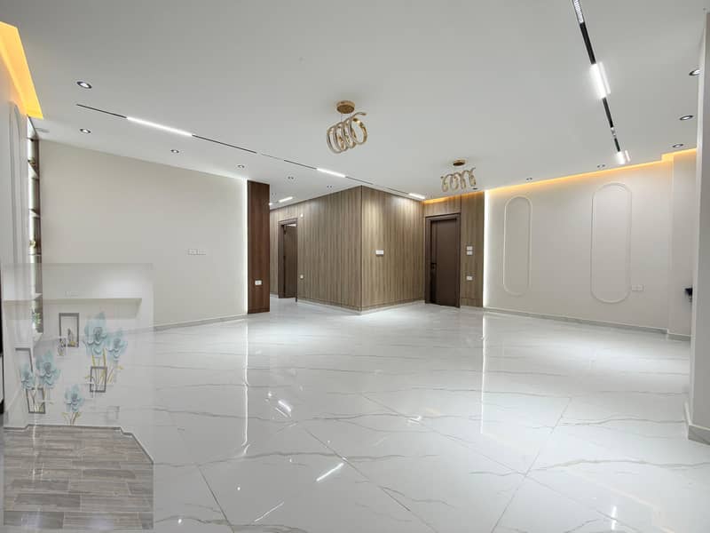 Ground villa with a garden of 215 m in the fourth gate facade - Widok 4