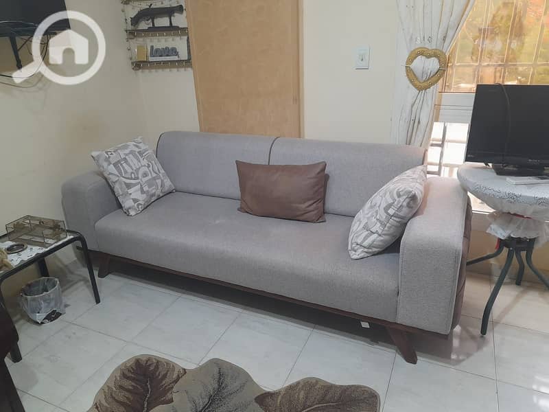 Studio for legal rent in Madinaty, one room, one bathroom, and kitchen in the distinguished area B12 in front of the wholesale house and services. - Więcej