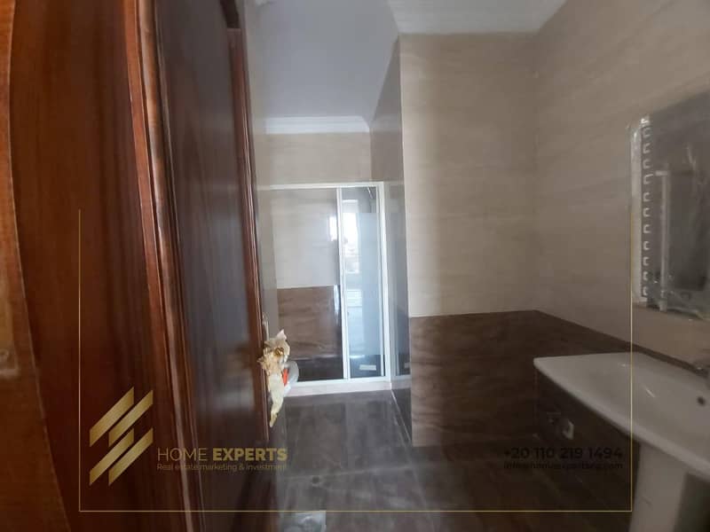 26 76670ce9-dd26-4ba9-952e-4e7d307cc6fa. jpg