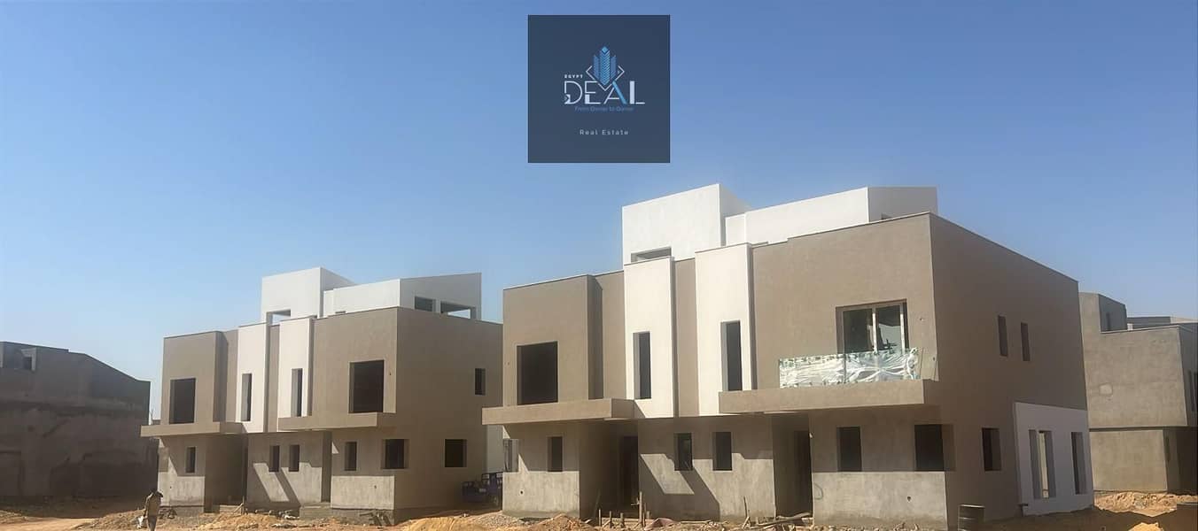 Ready-to-Move Villa in Mostakbal City – Sea-Facing with Open Lagoon & Landscape View - Więcej
