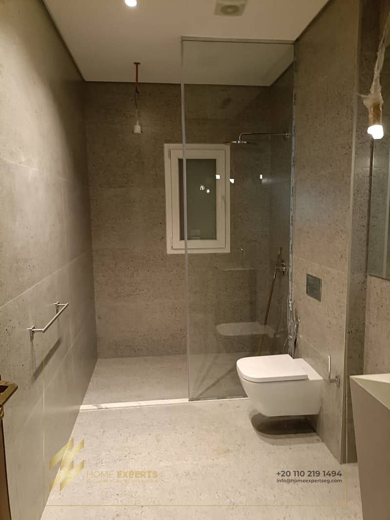 standalone villa for rent in mivida ultra super lux Fully furnished – pohled 4