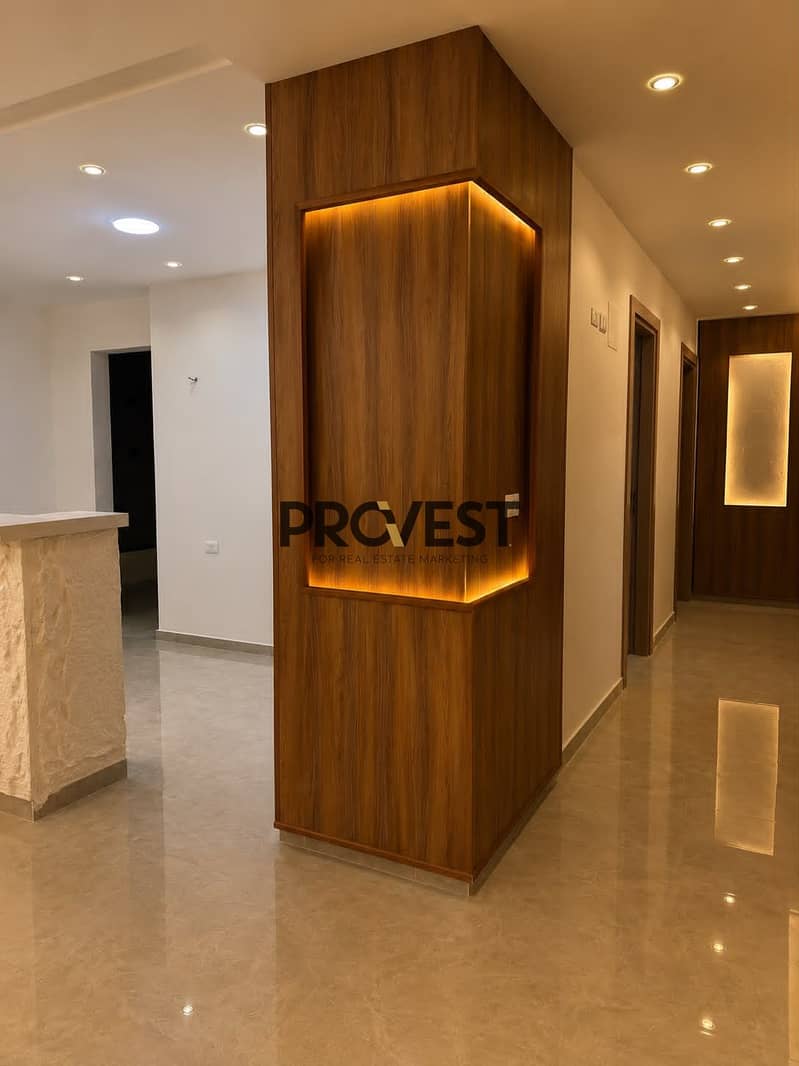 For sale, a stunning apartment in Madinaty, 143 square meters, 3 rooms, 2 bathrooms, first floor, ultra-super-lux finishing. - View 5