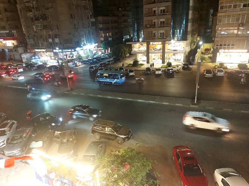 شقه للبيع علي مكرم عبيد الرئيسي سكني او اداري شقه للبيع علي مكرم عبيد الرئيسي سكني او اداري