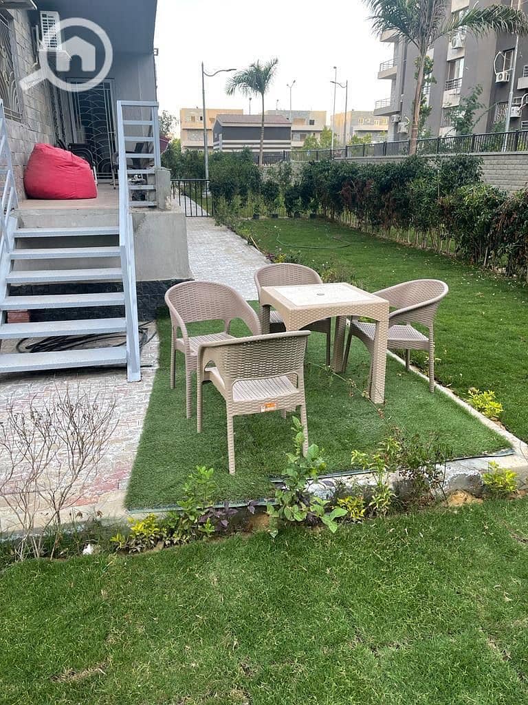 For rent, a furnished apartment in Jannah Zayed Compound 1 with a private garden. - Widok 3