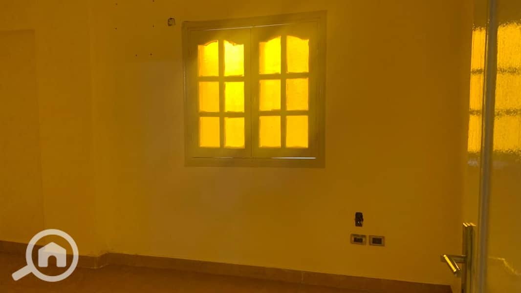 10 2535e4f2-5aa6-4854-af6d-0d37239d2729. jpeg