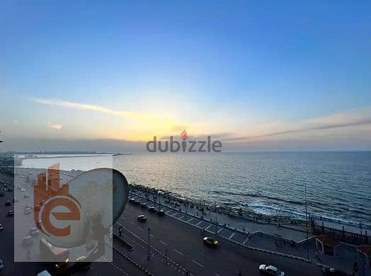 11 52042. png