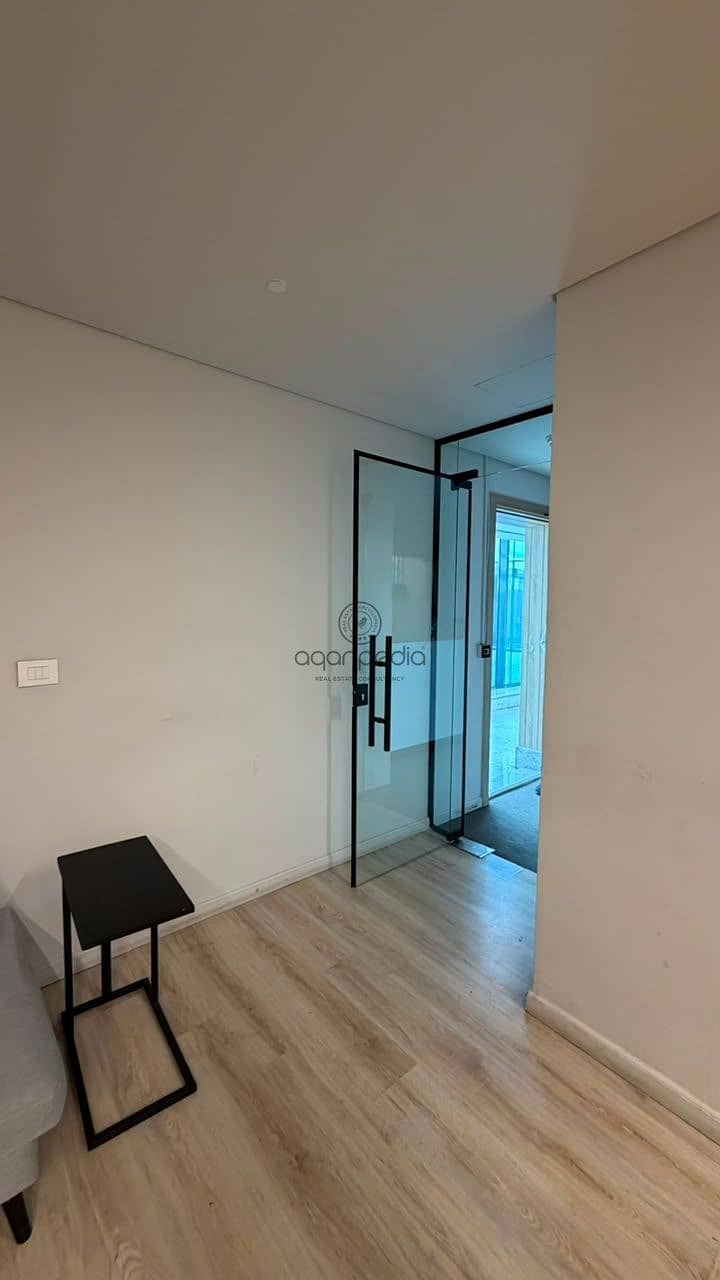 Premium Fully Furnished Office for Rent in U Venues New Cairo Prime Business Hub Ready for Immediate Operation - Więcej