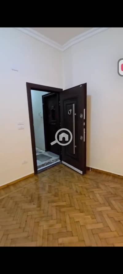 Office for Rent in Garden City, Cairo - abe5aa20-4888-44cf-9178-5e2595df7c63. jpg