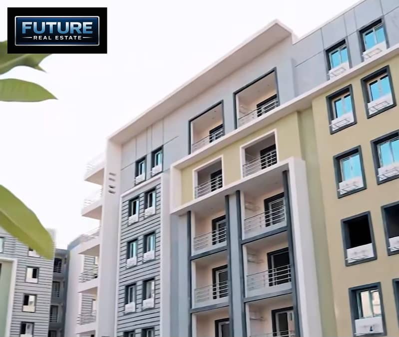 Duplex 245 sqm in La Vert City compound in October Gardens – další