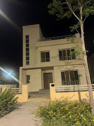4 Bedroom Villa for Sale in 6th of October, Giza - Villa stand alone fully finished