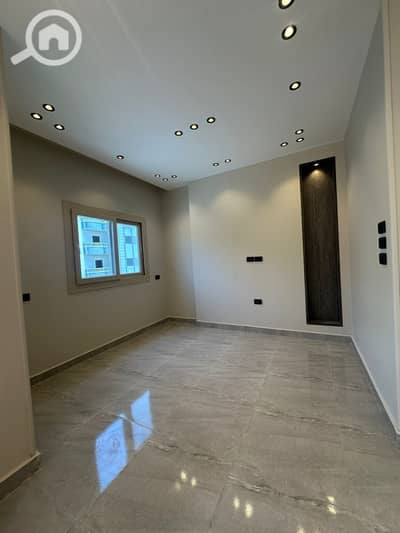 شقة 3 غرف نوم للبيع في 6 اكتوبر، الجيزة - IMG-20260620-WA0025. jpg