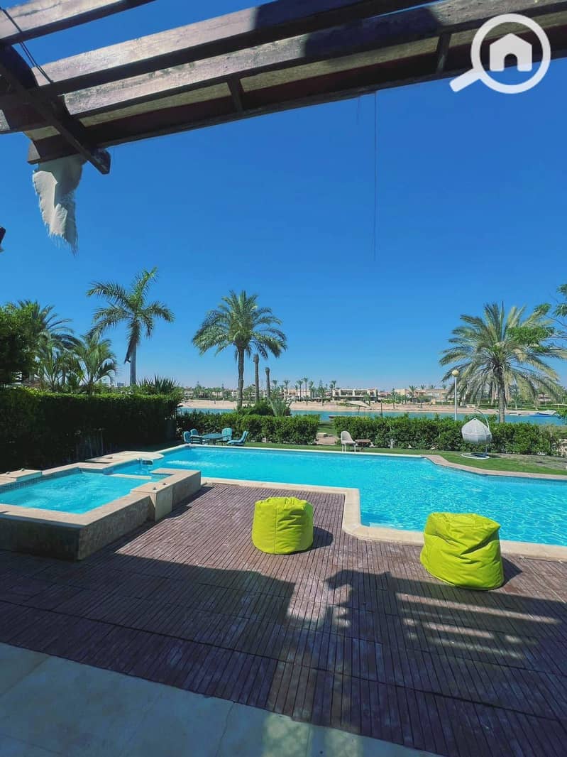 Villa in Marina 5 with a private pool, first line on a private beach - Näkymä 5