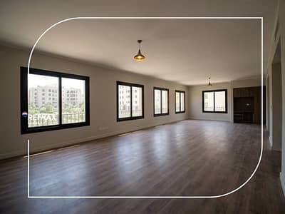 3 Bedroom Duplex for Rent in 6th of October, Giza - splitanimage-r2-c1. png 3 Bedroom Duplex for Rent in 6th of October, Giza - splitanimage-r2-c1. png