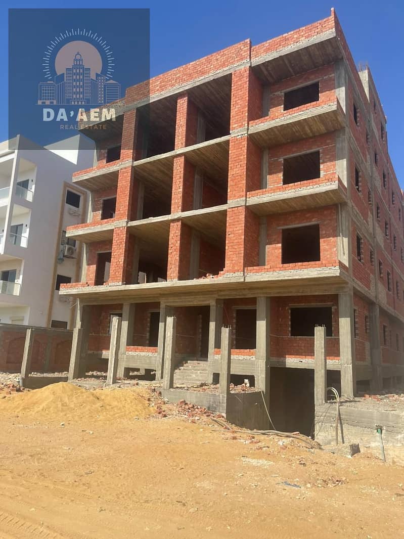 Land for sale with a direct frontage on the main road, steps away from compounds in the Fifth District of Beit El Watan, Fifth Settlement, New Cairo. - Ansicht 4