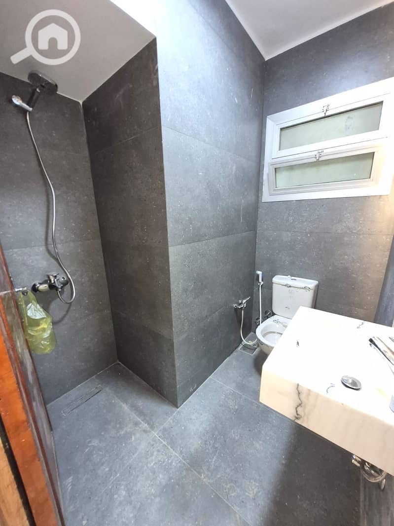 An apartment of 70m for sale in the third assembly, super lux finishing, first residence, fully equipped with a very distinguished location. – pohled 4