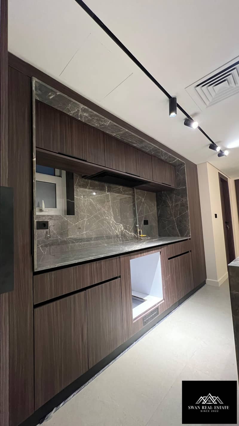 Luxury 140m² Apt for Rent @ Mountain View iCity October | 1st Tenant, 3BR (1 Master), Fully Finished with ACs & Kitchen, Underground Parking & 24/7 S - Mehr