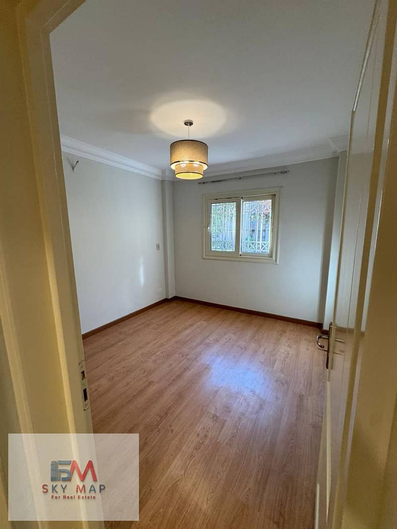 Apartment for rent in a Radi neighborhood with a garden, super deluxe finishing, 96 sq m (50 sq m) in B6.3 bedrooms, reception area. Natural gas incl - Więcej