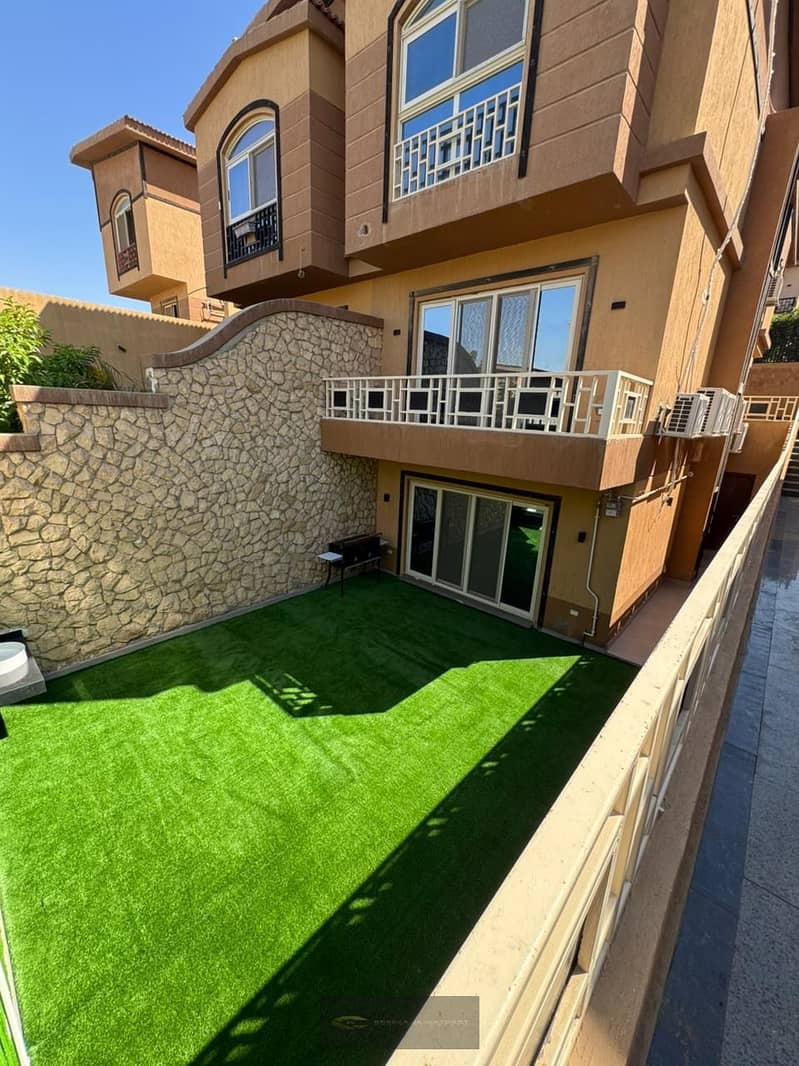 Distinct twin house for sale in Pyramids Walk compound in Sheikh Zayed - luxury finishing and fully furnished - Widok 6