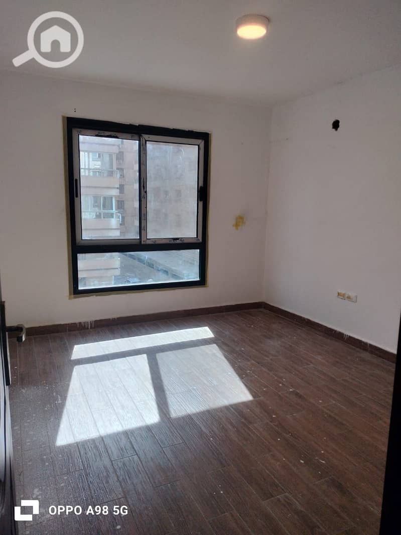 Administrative office for rent, 150 square meters, super deluxe finishing, in Rehana Plaza building, Memaar Al Morshedy, Zahraa Al Maadi - Widok 4