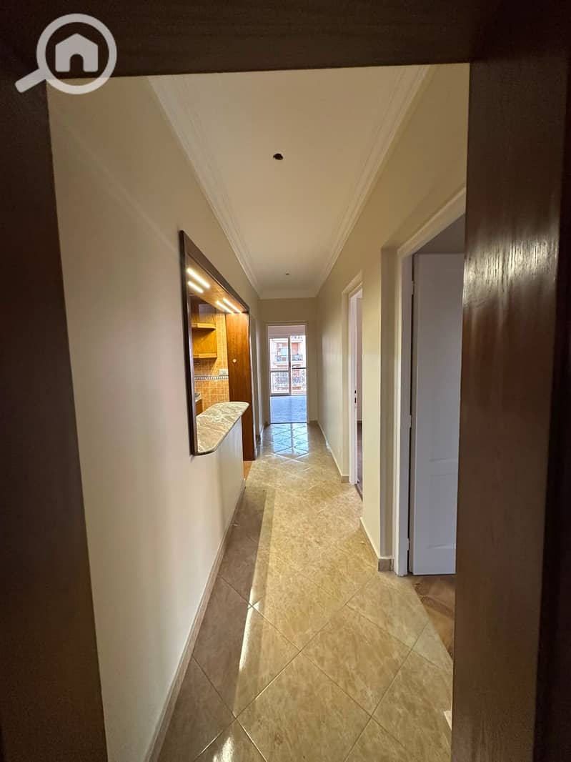 211m apartment for rent with kitchen and air conditioning, special finishes – další
