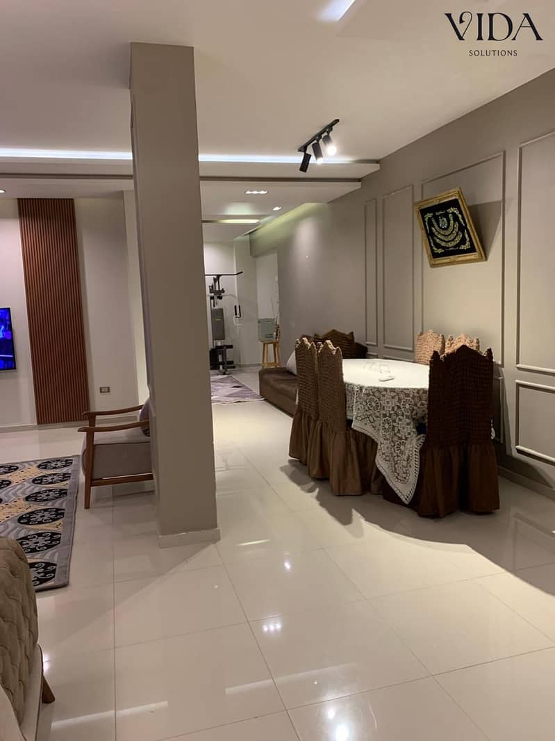 250m Apartment for Sale in District 16, Sheikh Zayed | Private Entrance | Front & Back Gardens | Parking - Widok 3