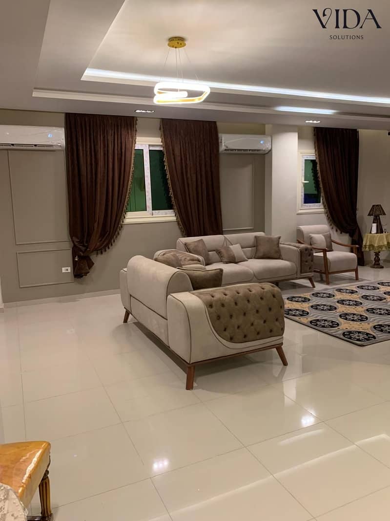 250m Apartment for Sale in District 16, Sheikh Zayed | Private Entrance | Front & Back Gardens | Parking - Widok 4